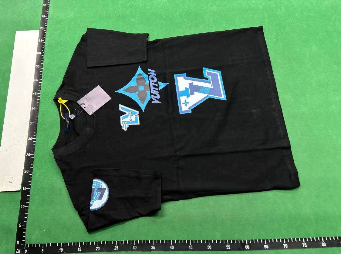 Louis Vuitton T-shirt Tee （ 40 Style！）