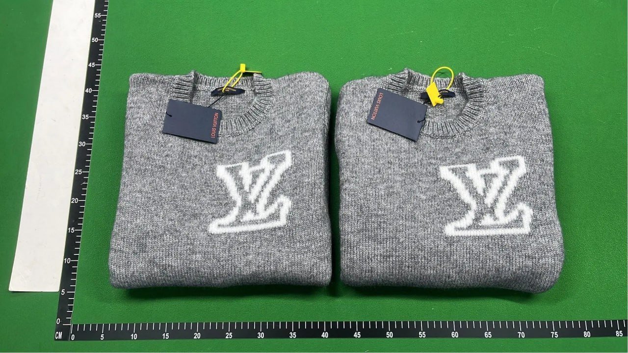 Louis Vuitton sweater （30+）
