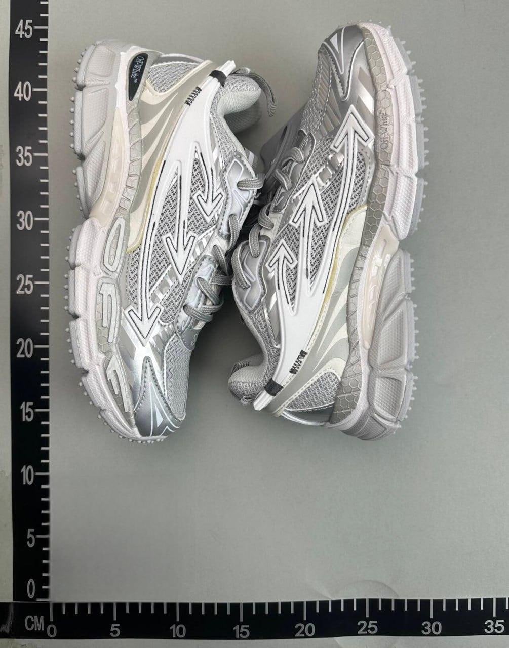 Off White Sneakers（21 Styles）