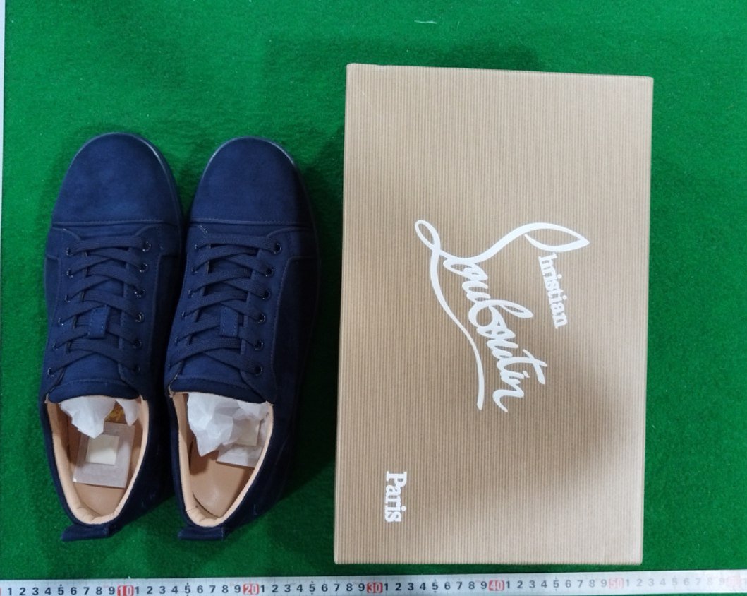 Louis Junior Spikes（20 Styles）