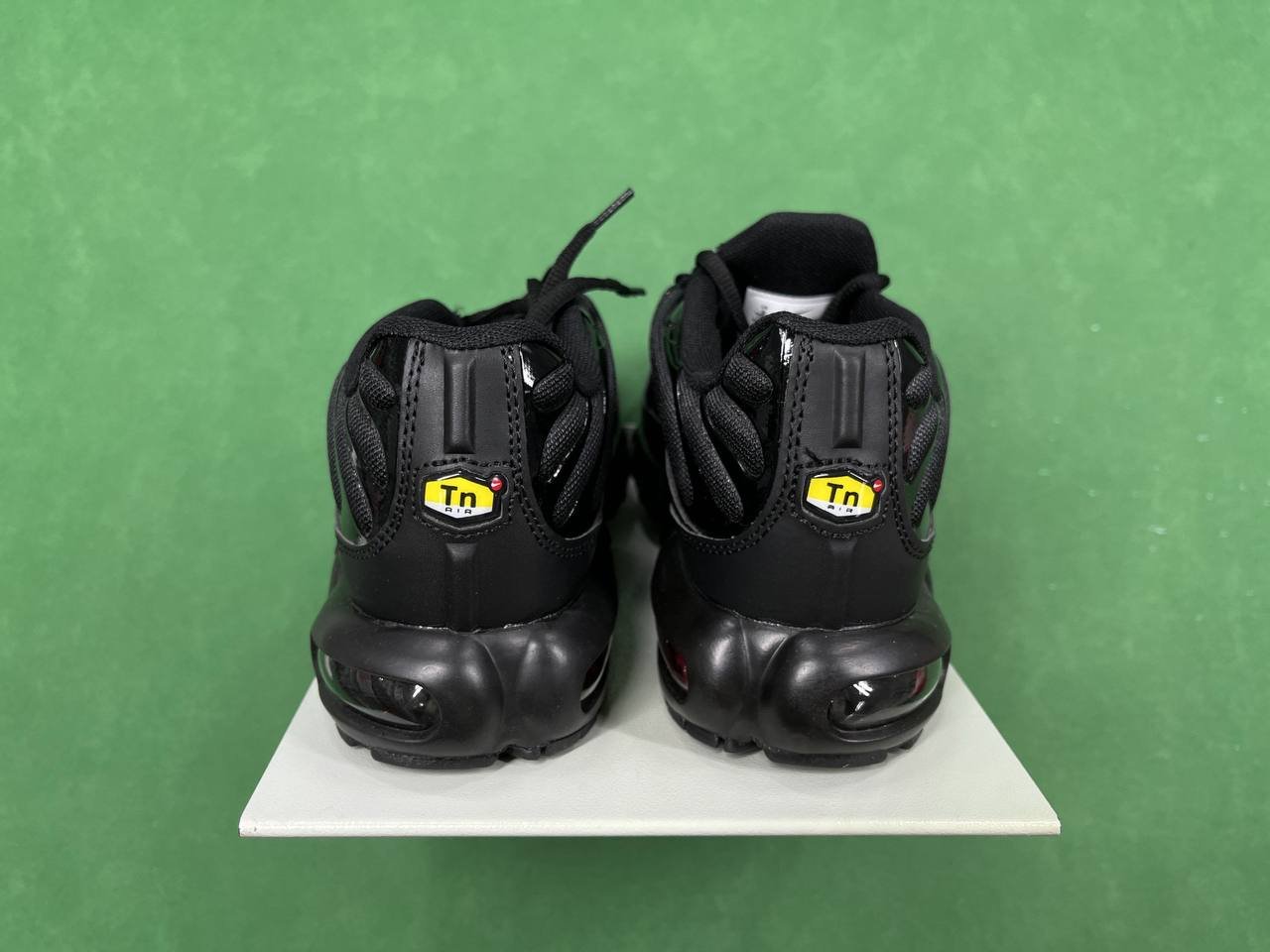 Nike Air Max Plus（37 Styles）