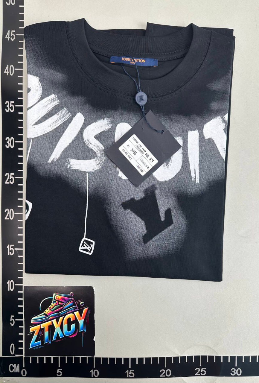 LV T-shirt（37 Style）