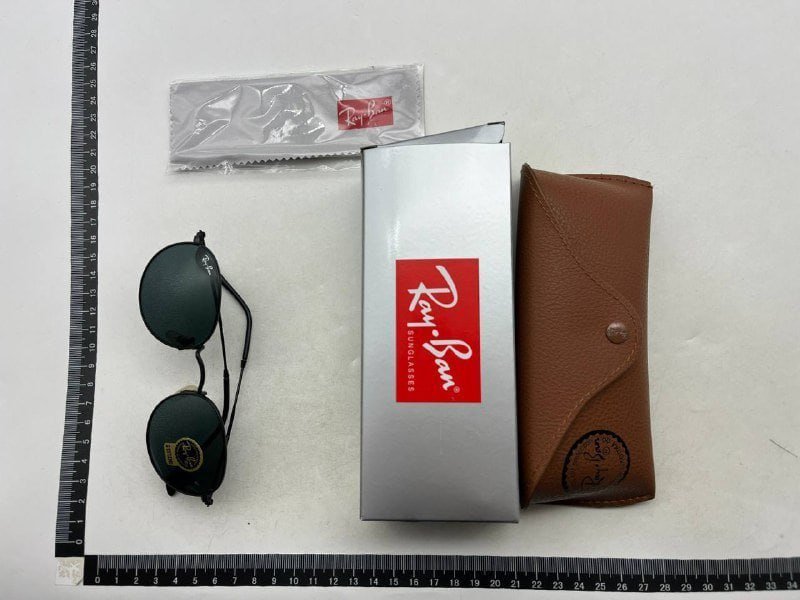Ray-ban sunglasses  (36 CP)