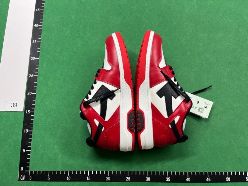 Off white shoes  (38 CP)