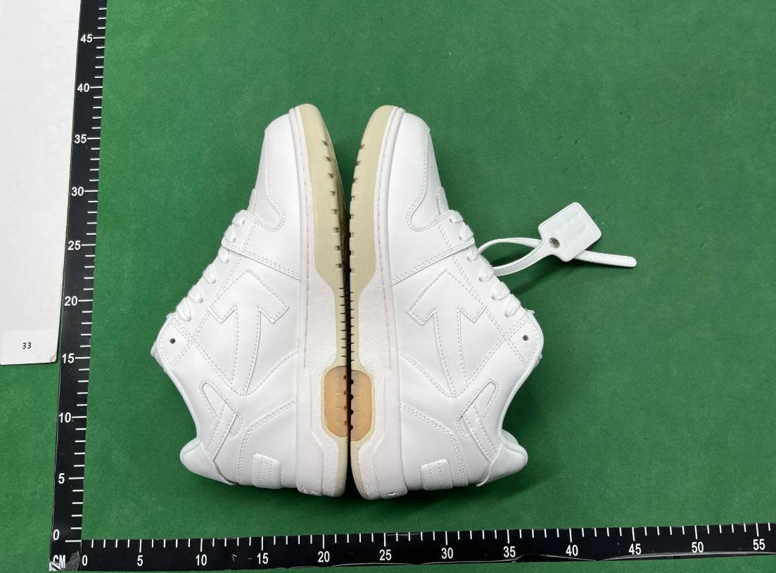 Off white shoes  (38 CP)