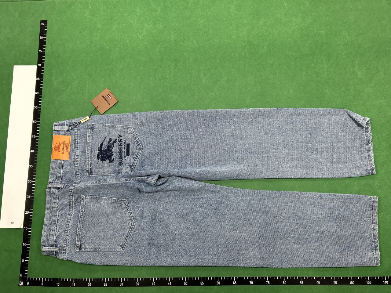 Burberry jeans（32 Styles）