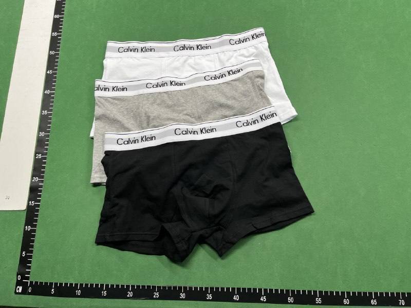 Calvin Klein x3 only $10（7 Styles）