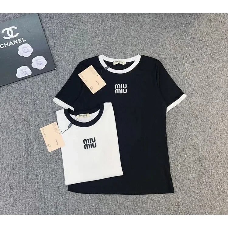  MIUMIU T-SHIRT?