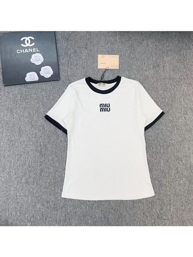  MIUMIU T-SHIRT?