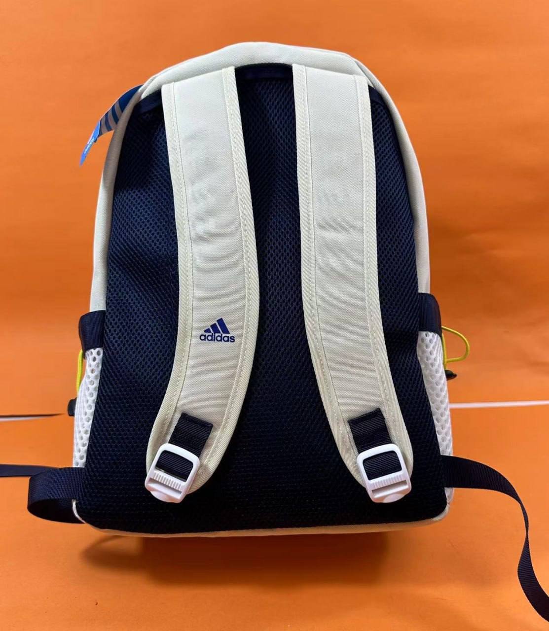  Adidas bag