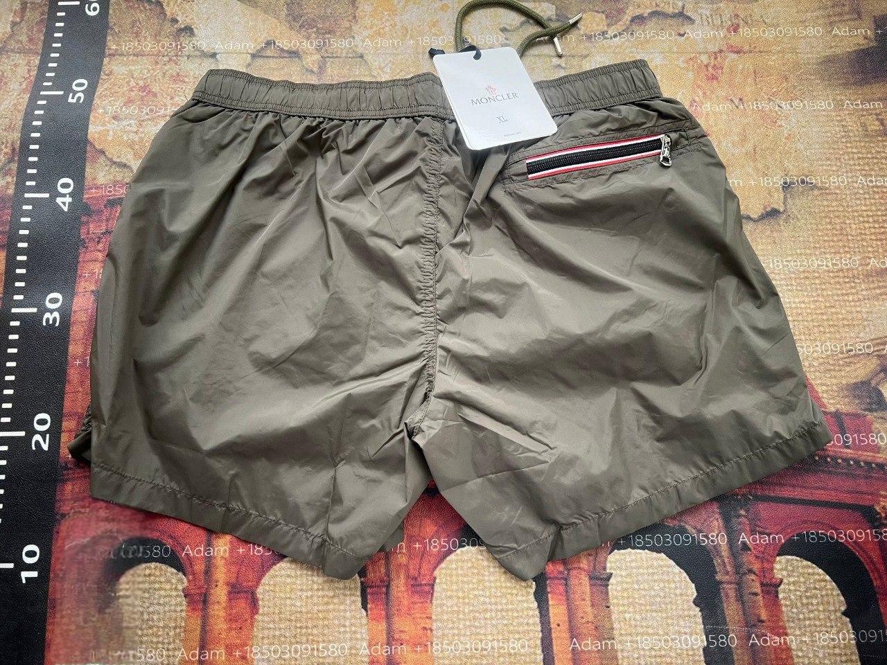  MONVLER Shorts