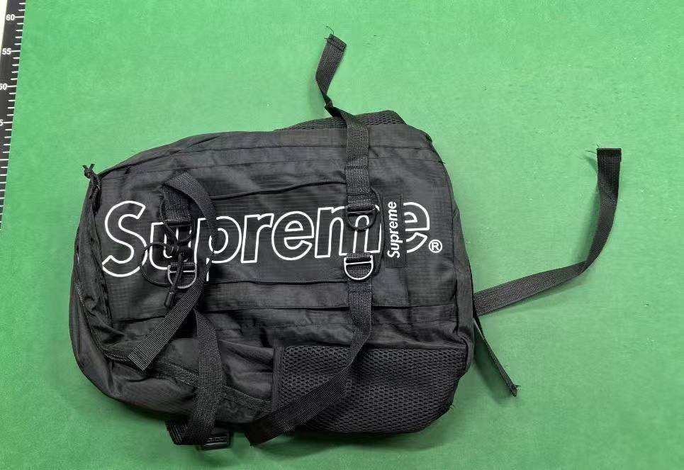 SUPREME BAG