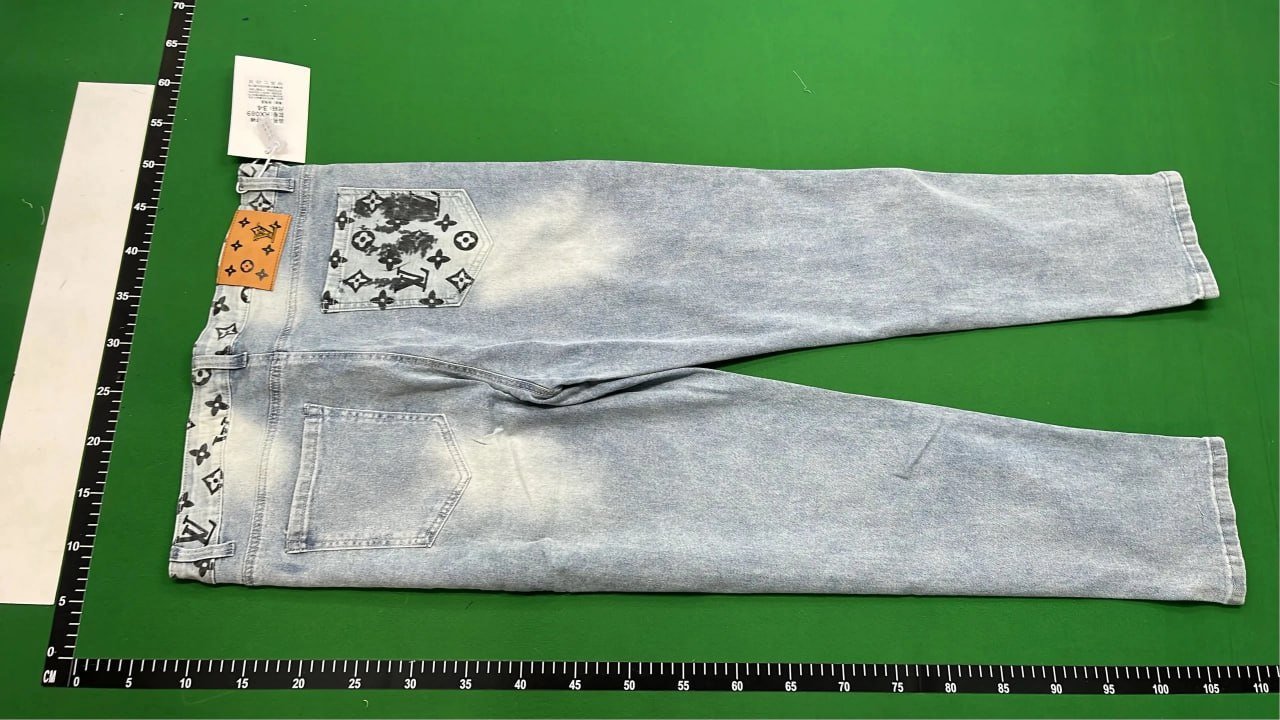  LV Jeans（25+ Styles）