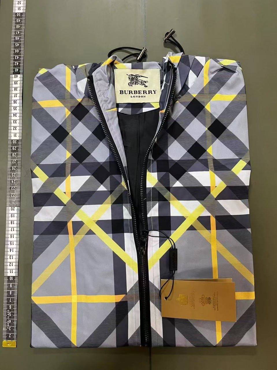 BURBERRY JACKET                 