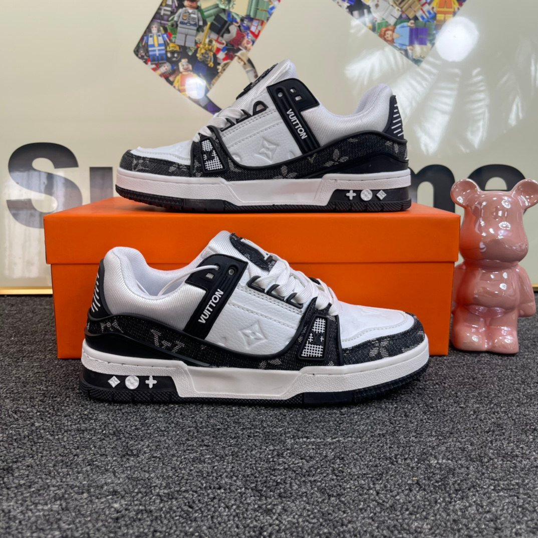 Louis Vuitton Trainer Sneaker