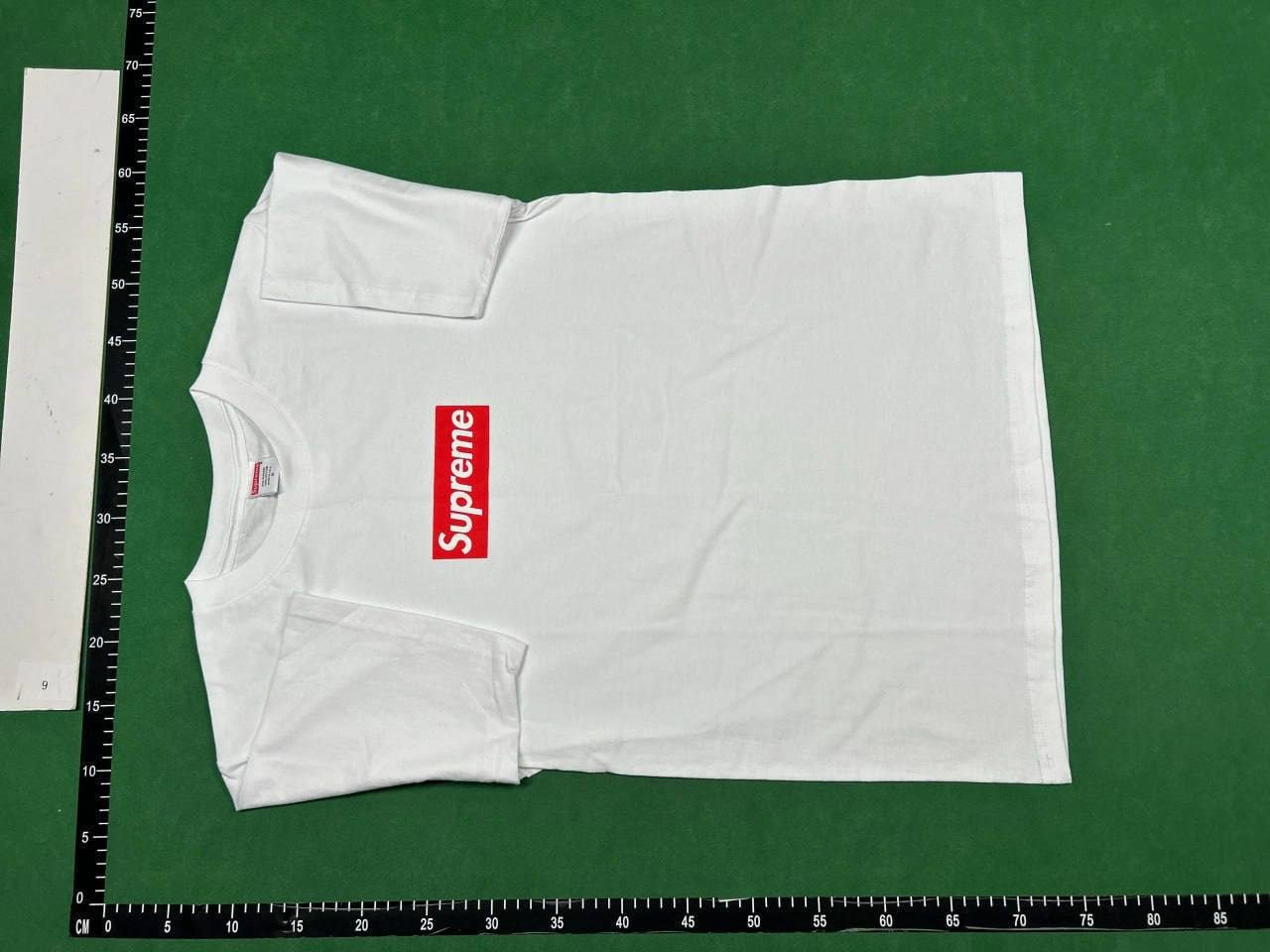  Supreme T-shirts