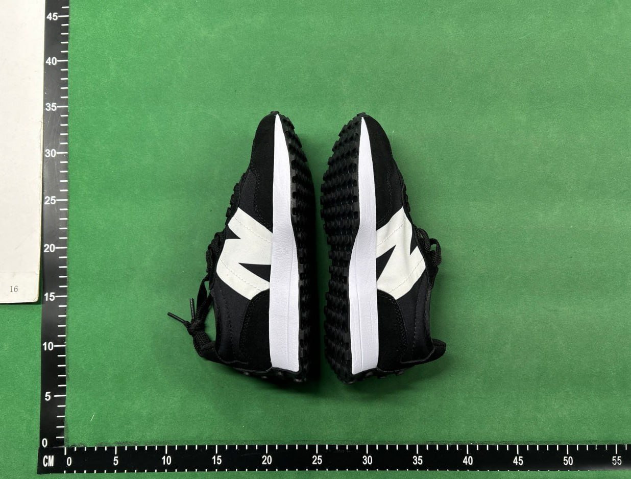 New Balance NB327 Shoes