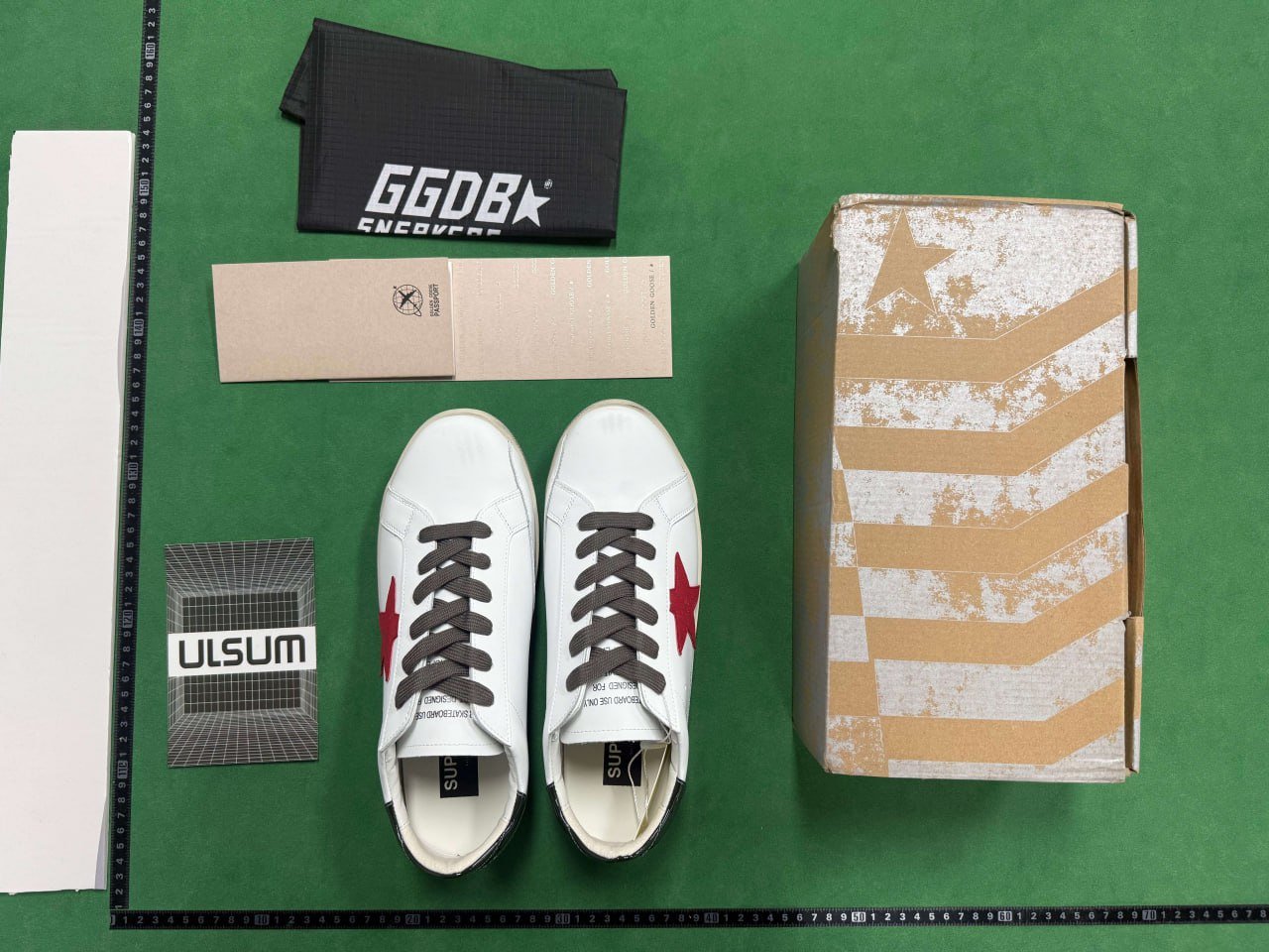 Golden Goose Super-Star